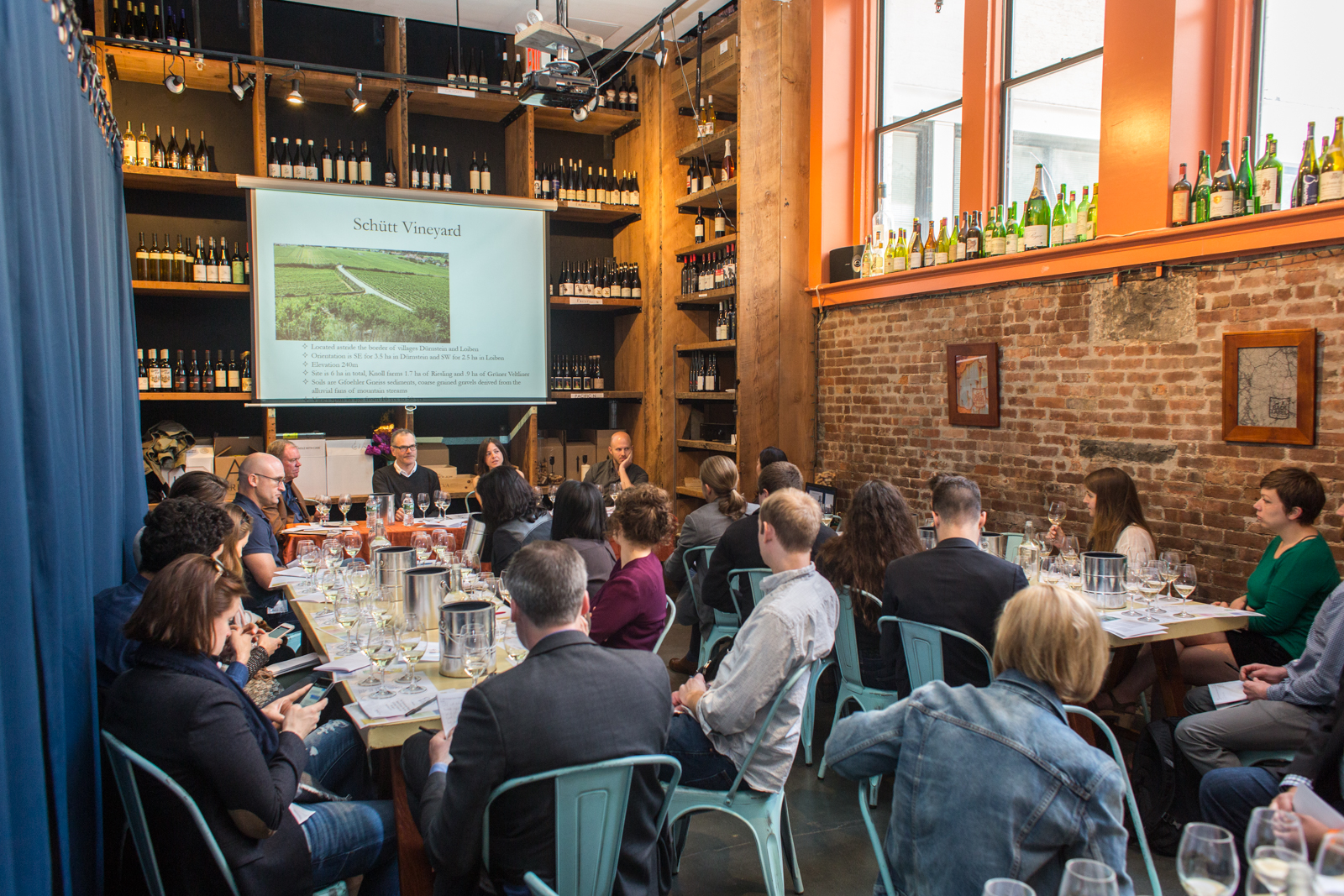 About Circo Vino, Importer & Wine Circus